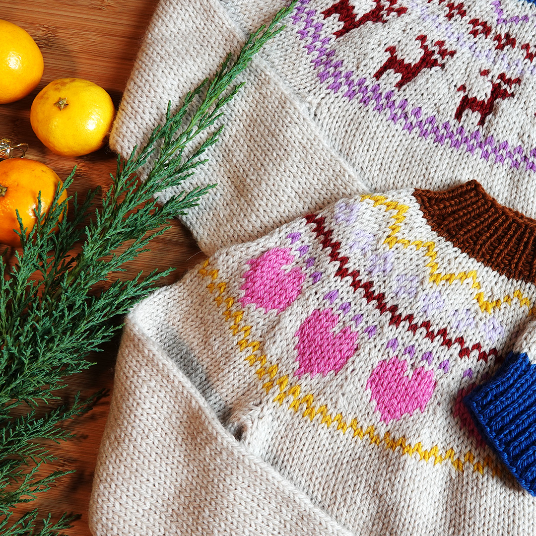 Sweater til børn med hjerter - strikkeopskrift
